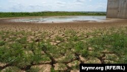 Межгорное водохранилище в Крыму. 25 июня 2020.